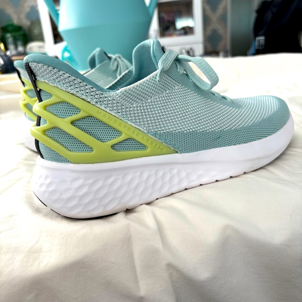 Kizik Women's Mint Green Sneakers Size 7.5 Wide - Picture 8 of 12